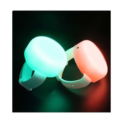 Personalización Dmx Control LED Flash Muñeca para el evento de fiesta Rave