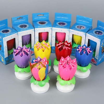 Fuegos artificiales en forma de flor multicolor Velas de pastel de cumpleaños girando Velas musicales de pastel de cumpleaños