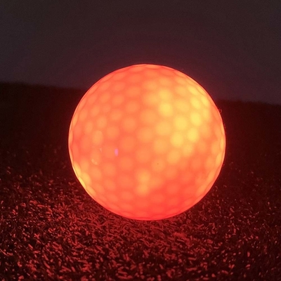 Cuevas de golf de luces intermitentes de colores para la práctica deportiva