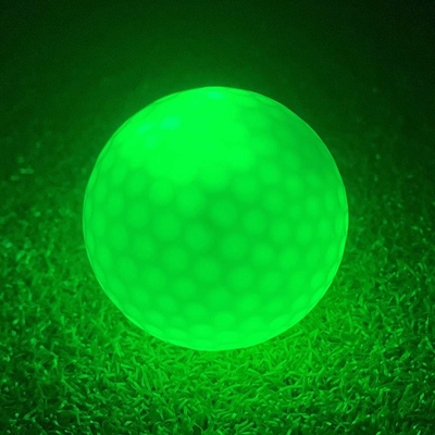 Cuevas de golf de luces intermitentes de colores para la práctica deportiva