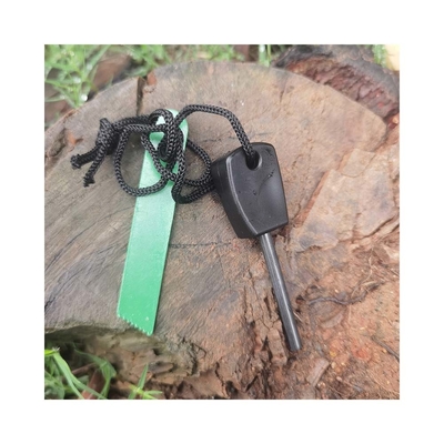 Acampada al aire libre herramienta de supervivencia de vida de hierro con dientes raspador Mini Fire Starter de acero de piedra